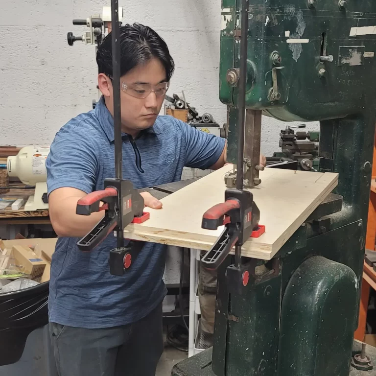 Band saws are useful when cutting curves as apposed to straight lines.